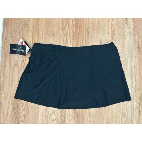 Maxine of Hollywood Plus Size Swim Skort - Size 22W - NWT - Picture 4 of 7